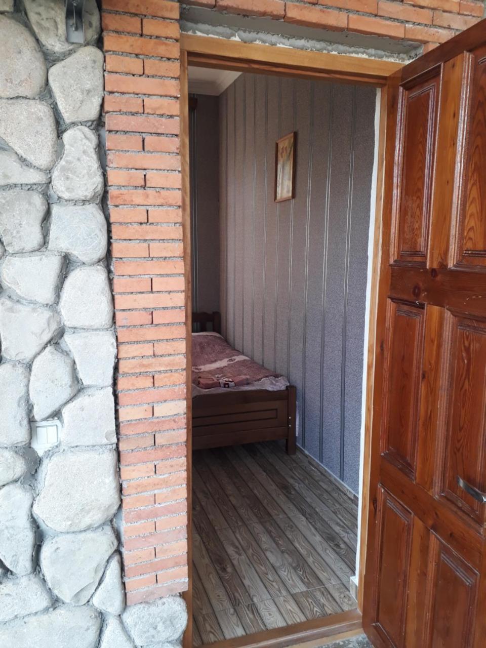 Hotel E U R O P E Qwareli Exterior foto