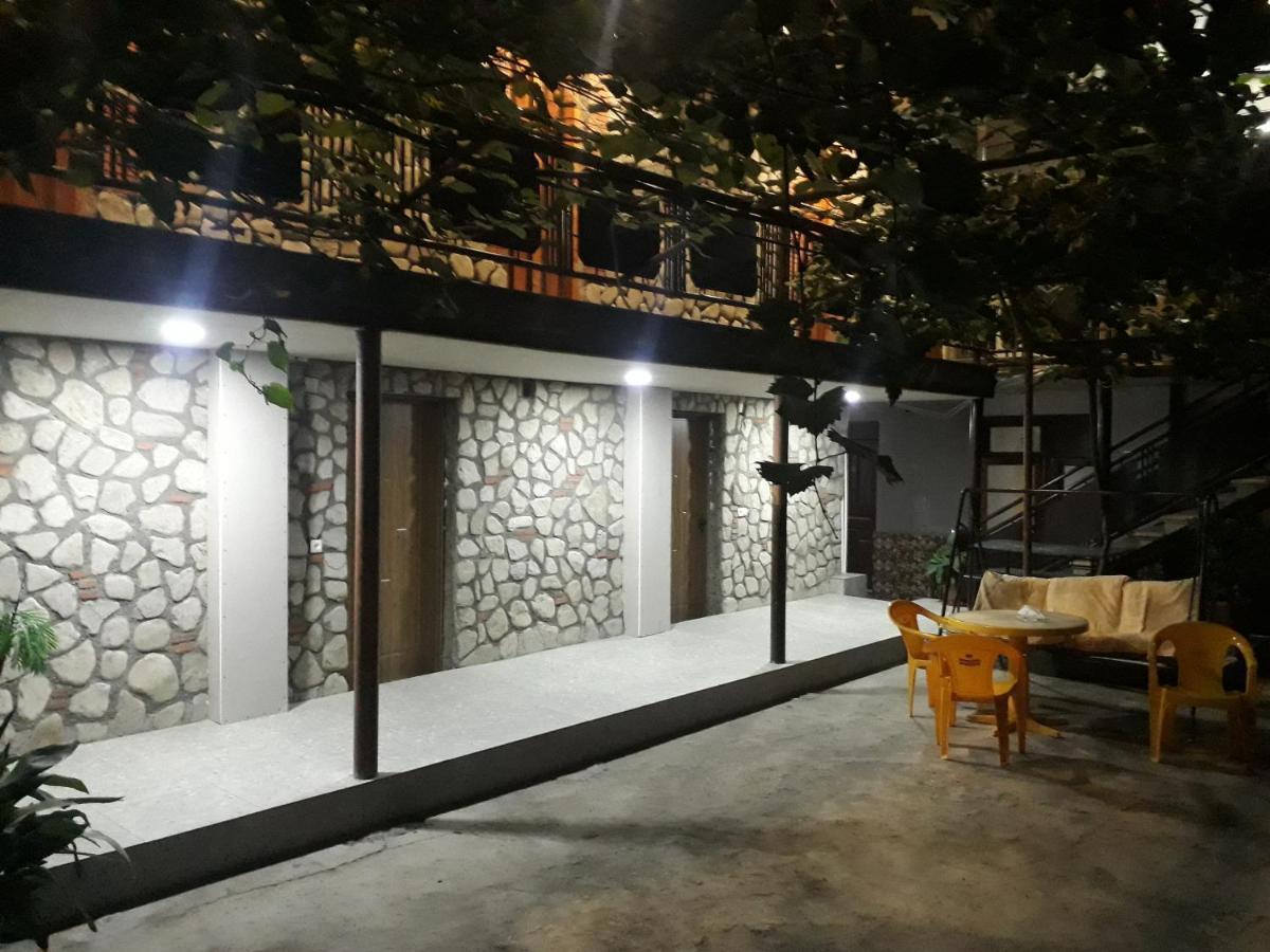 Hotel E U R O P E Qwareli Exterior foto